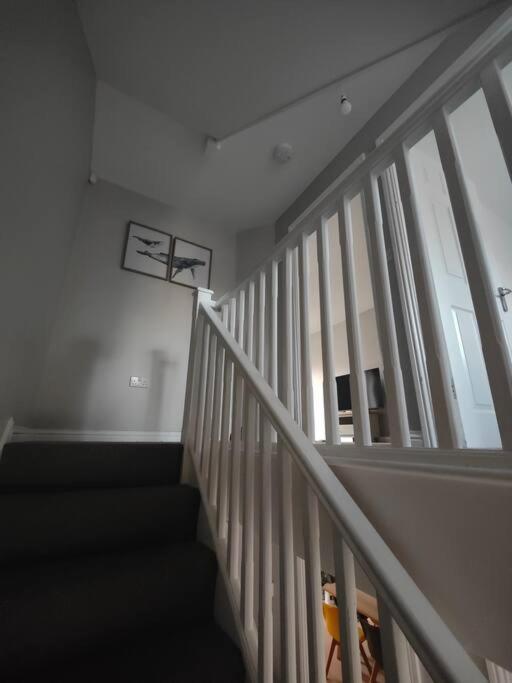 Shoreline Seaside Holiday Home Aberavon Beach Port Talbot Exteriör bild