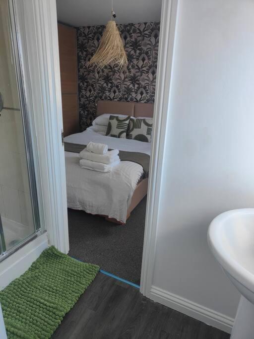 Shoreline Seaside Holiday Home Aberavon Beach Port Talbot Exteriör bild
